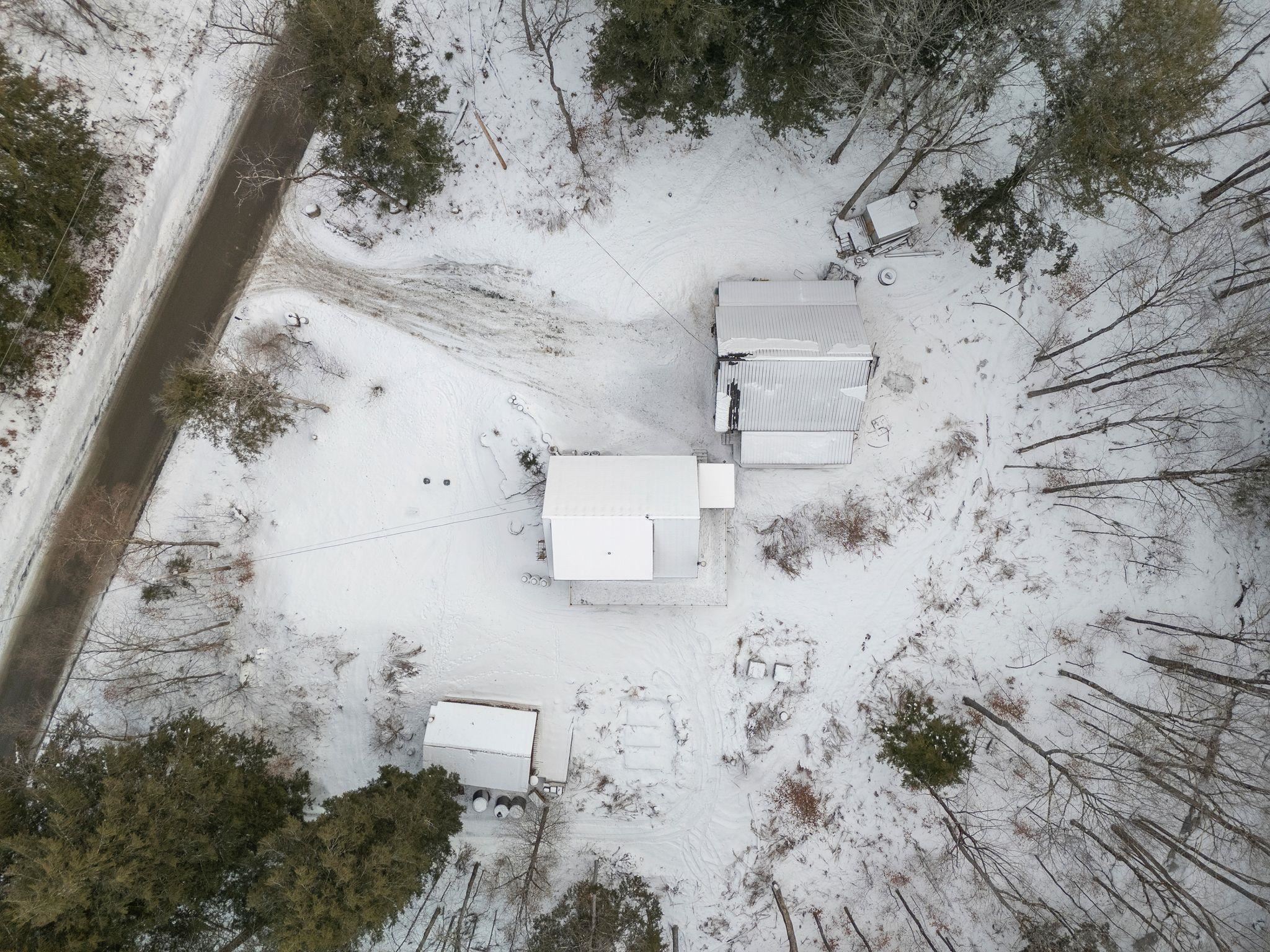 2170 Wildlife Road Hartford, VT 05001 - Photo 19 of 47