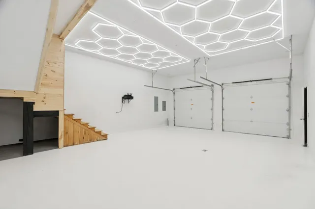 $650,000 | 2170 Wildlife Road, Hartford, VT 05001