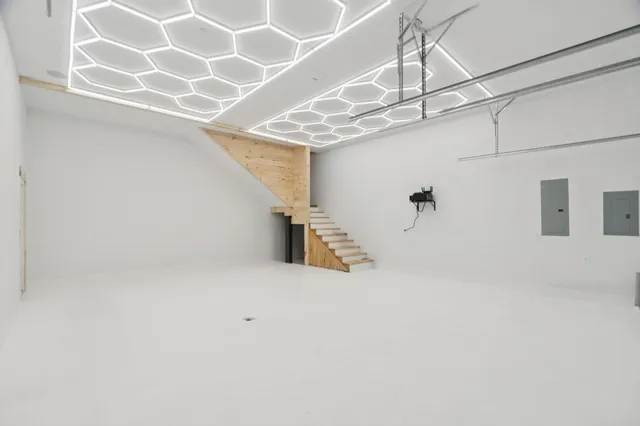 $650,000 | 2170 Wildlife Road, Hartford, VT 05001