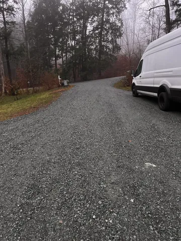 $650,000 | 2170 Wildlife Road, Hartford, VT 05001