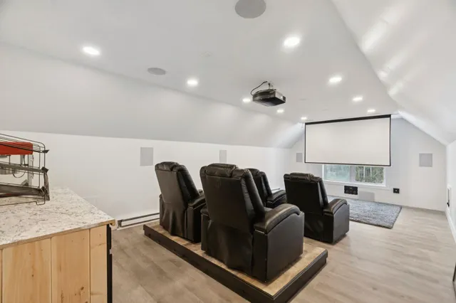 $650,000 | 2170 Wildlife Road, Hartford, VT 05001