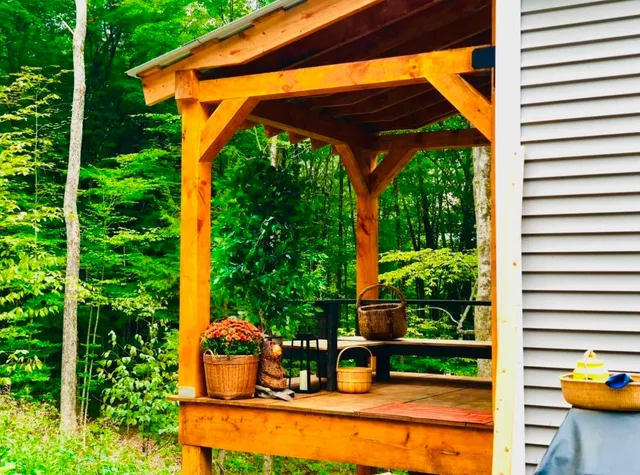 $650,000 | 2170 Wildlife Road, Hartford, VT 05001