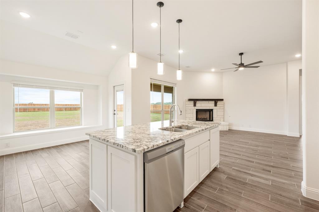 409 Loftsmoor Lane Red Oak, TX 75154 - Photo 22 of 40