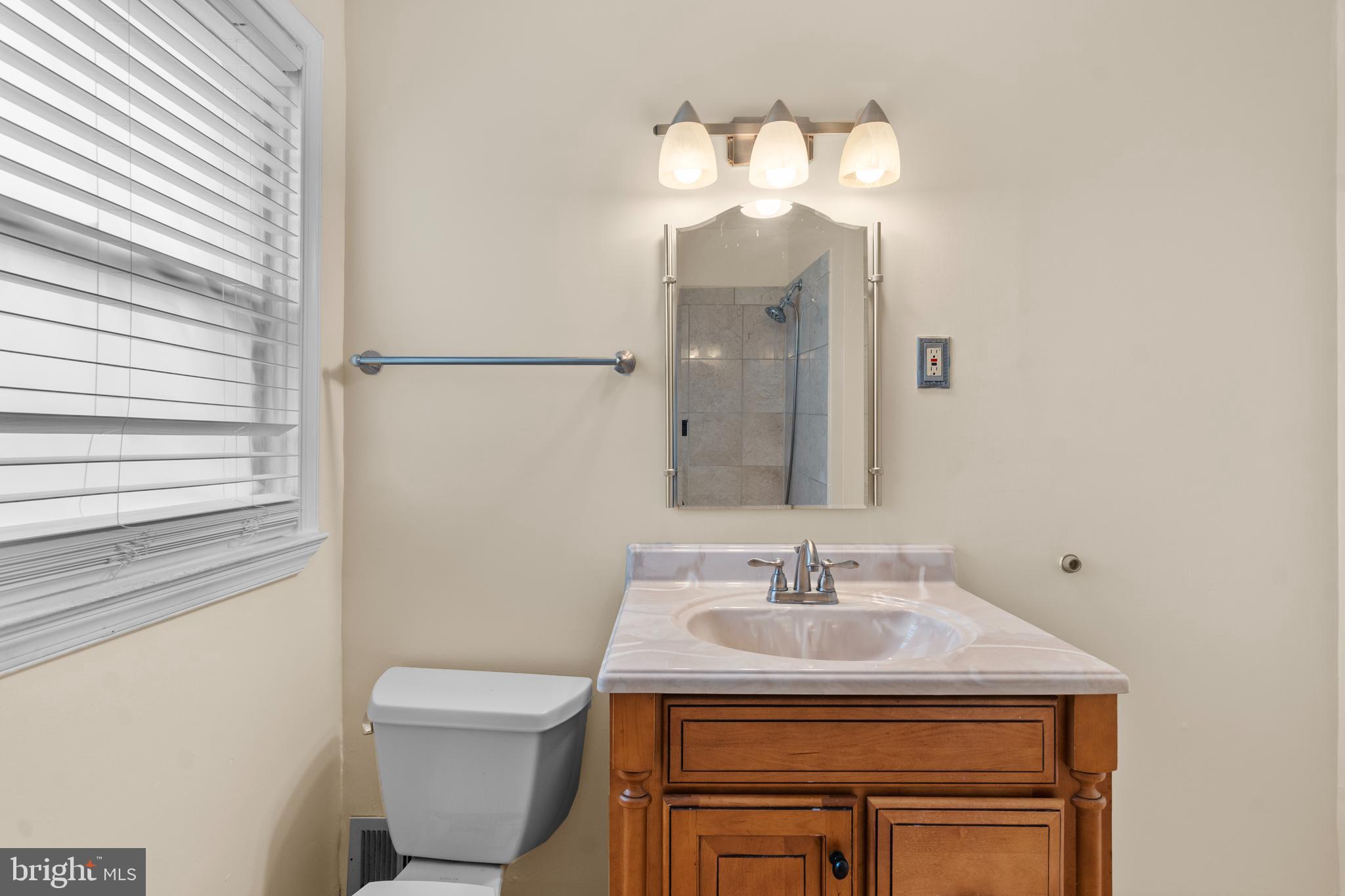 5472 Bucknell Road Baltimore, MD 21206 - Photo 15 of 34 Bathroom One
