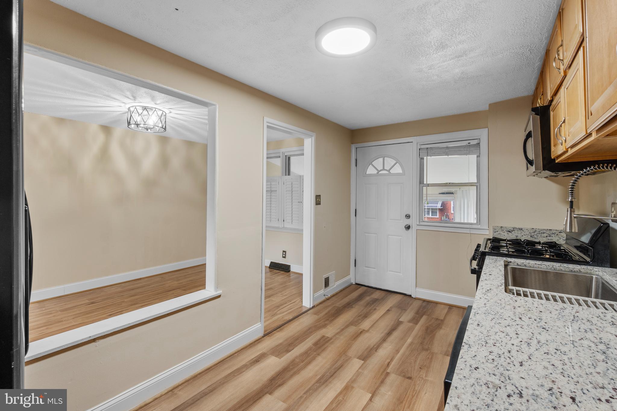 5472 Bucknell Road Baltimore, MD 21206 - Photo 8 of 34 Kitchen
