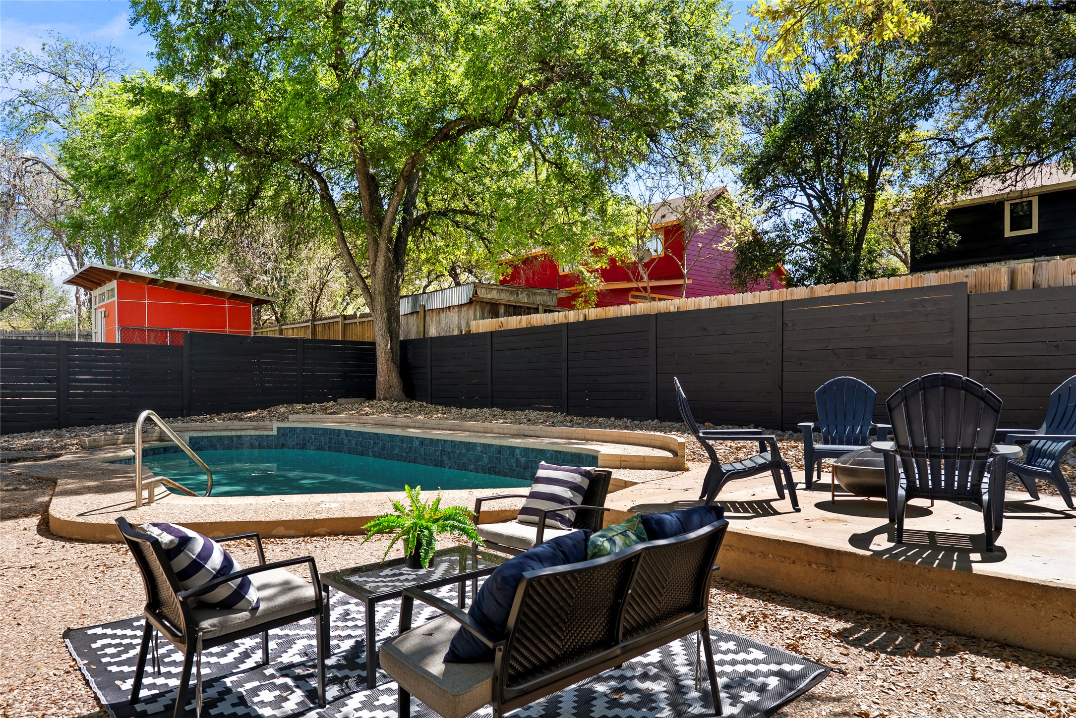 507 West Dittmar Road Austin, TX 78745 - Photo 37 of 40 a view of patio with table and chairs and potted plants