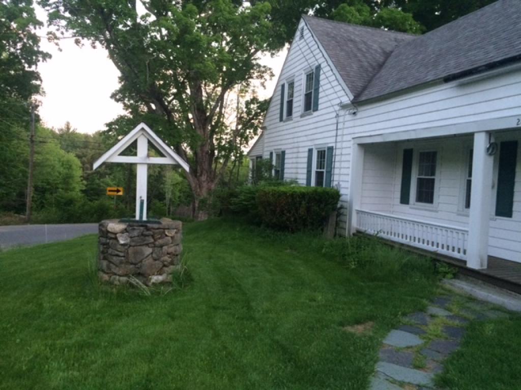 282 Calef Hill Road Tilton, NH 03276 - Photo 2 of 32