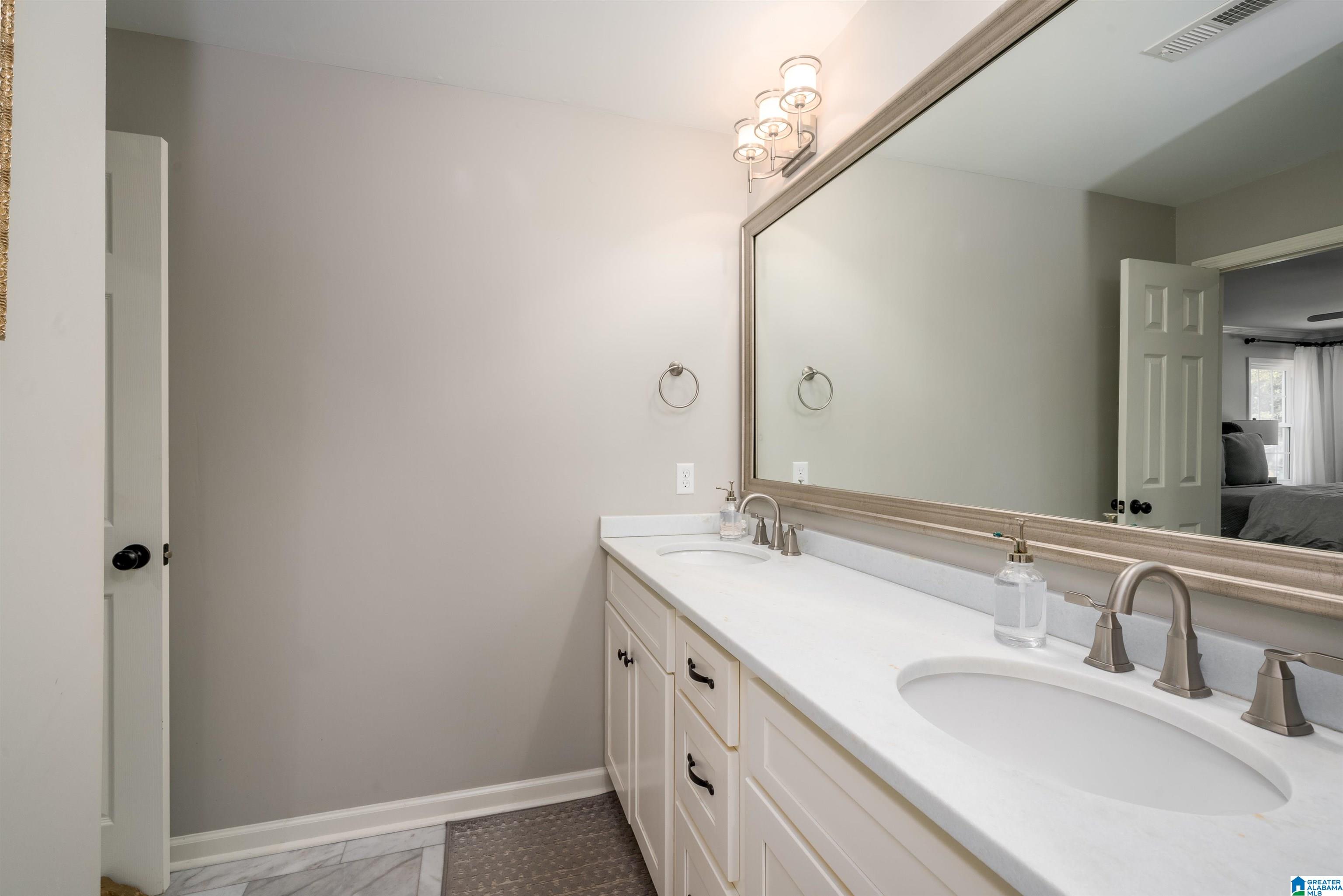 1509 Wellington View Road Birmingham, AL 35209 - Photo 27 of 49