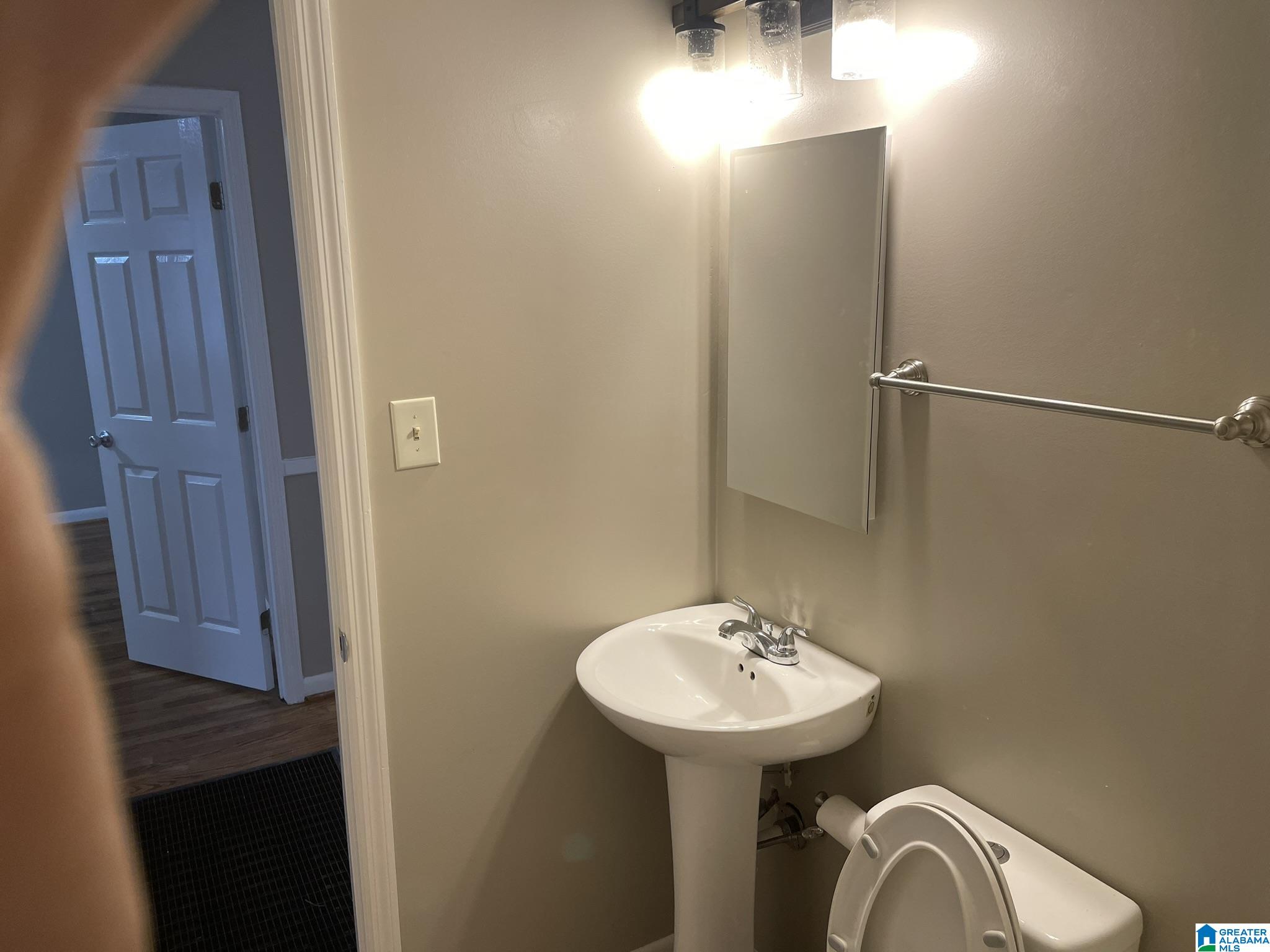 300 Elm Street Southeast Leeds, AL 35094 - Photo 14 of 14