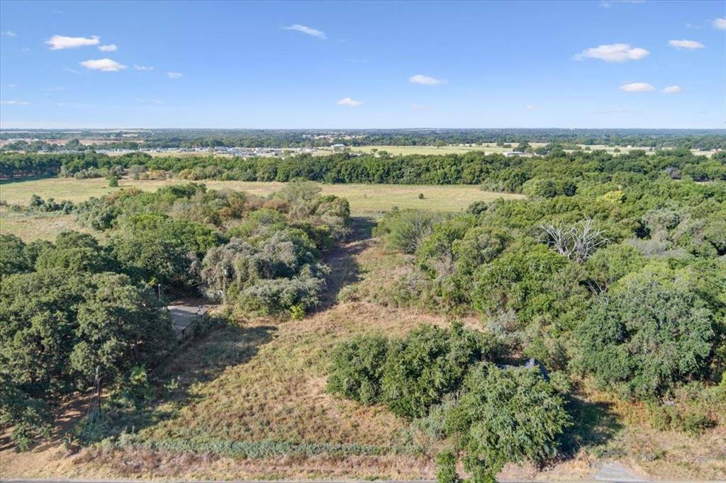 12999 Gholson Road Gholson, TX 76705 - Photo 9 of 17 Gallery Image 9