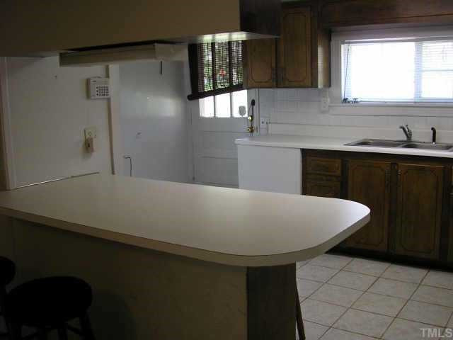 130 Gilbert Avenue Raleigh, NC 27603 - Photo 4 of 5 Kitchen