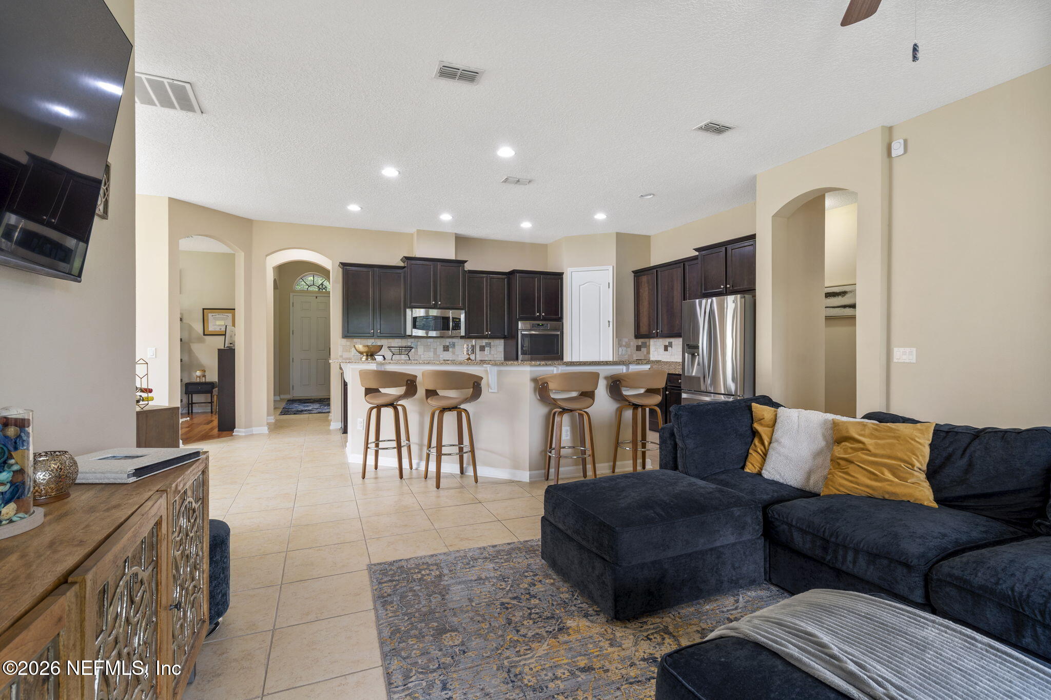 4464 Quail Hollow Road Orange Park, FL 32065 - Photo 20 of 54 Living room/kitchen