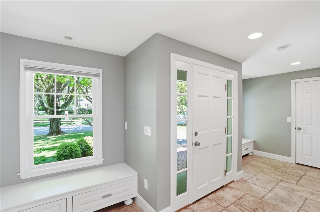 24 Wildflower Road Barrington, RI 02806 - Photo 41 of 50 Mudroom
