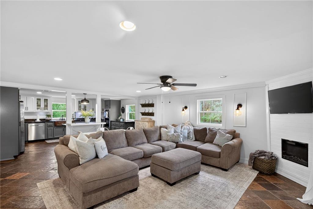 198 Timms Loop Southeast Calhoun, GA 30701 - Photo 12 of 51