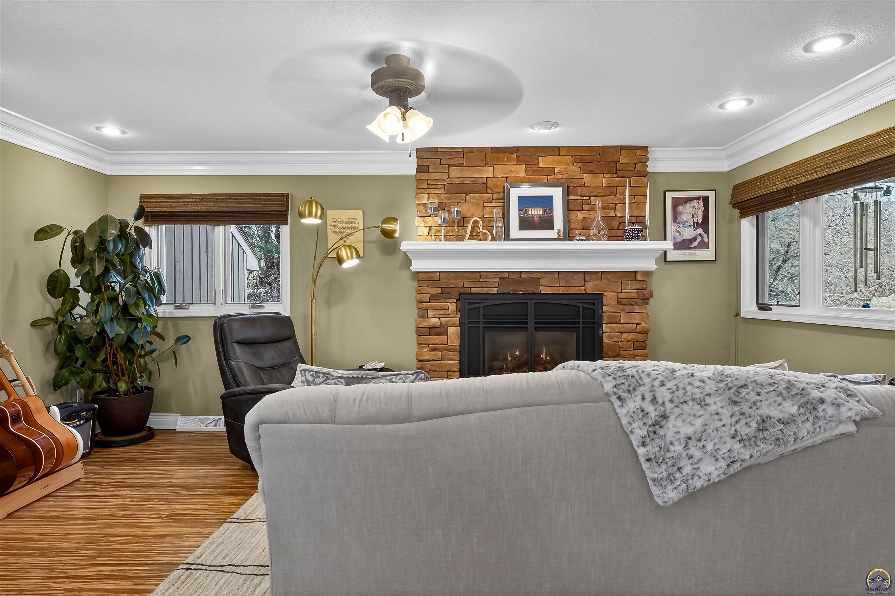 5934 Southwest 47th Street Topeka, KS 66610 - Photo 18 of 74