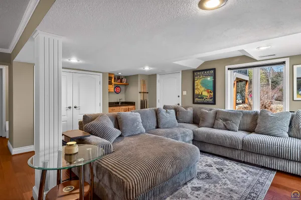 $649,000 | 5934 Southwest 47th Street, Topeka, KS 66610