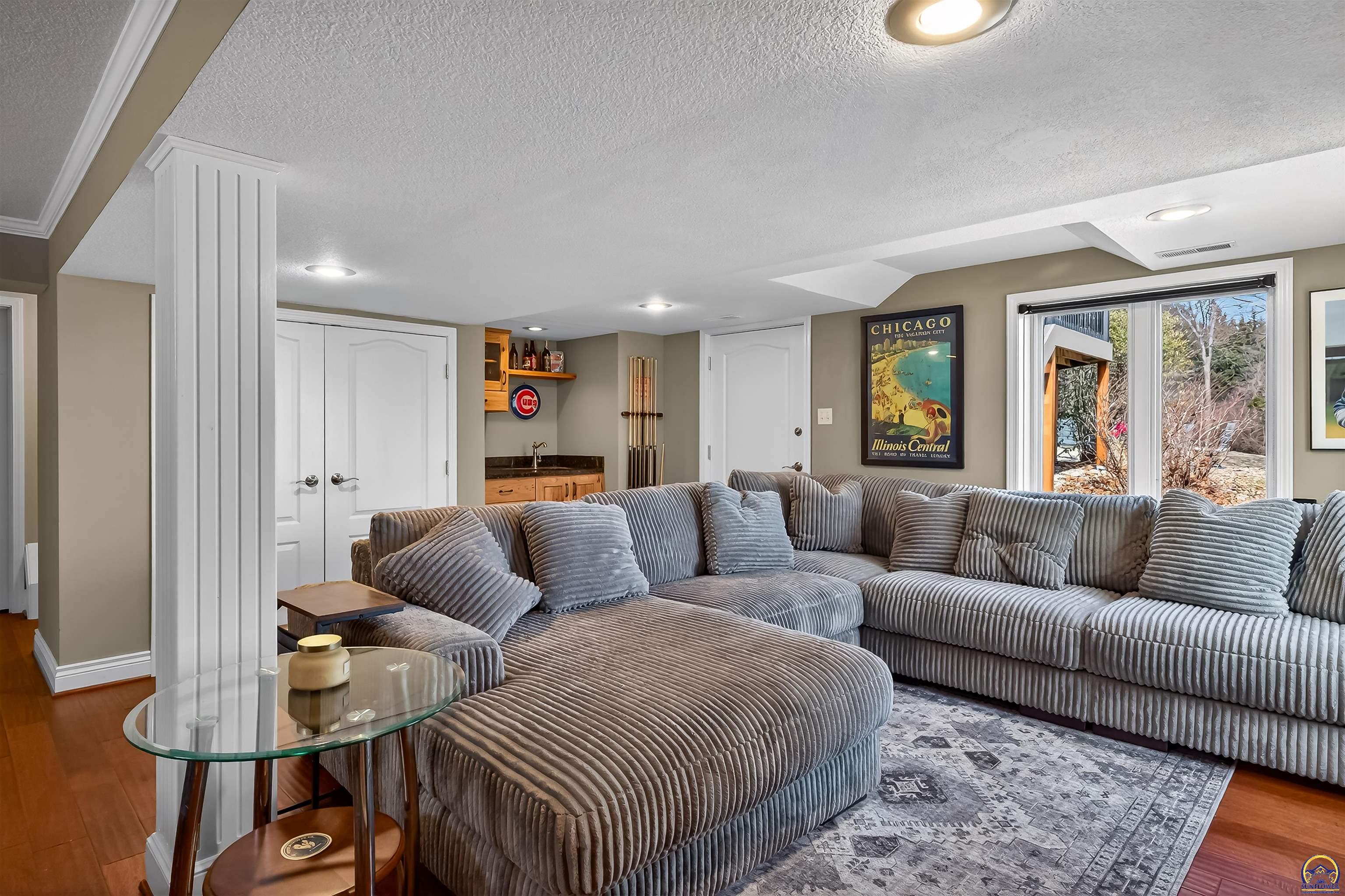 5934 Southwest 47th Street Topeka, KS 66610 - Photo 34 of 74