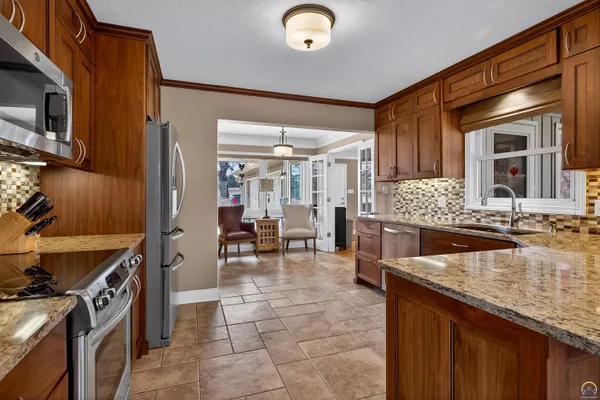 $649,000 | 5934 Southwest 47th Street, Topeka, KS 66610