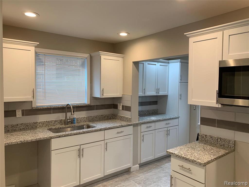 14203 Stahelin Road Detroit, MI 48223 - Photo 3 of 12