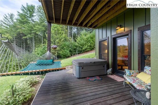 $1,295,000 | 5378 Oak Crest Lane, Lenoir, NC 28645