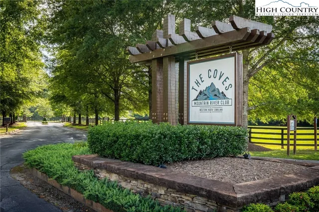 $1,295,000 | 5378 Oak Crest Lane, Lenoir, NC 28645