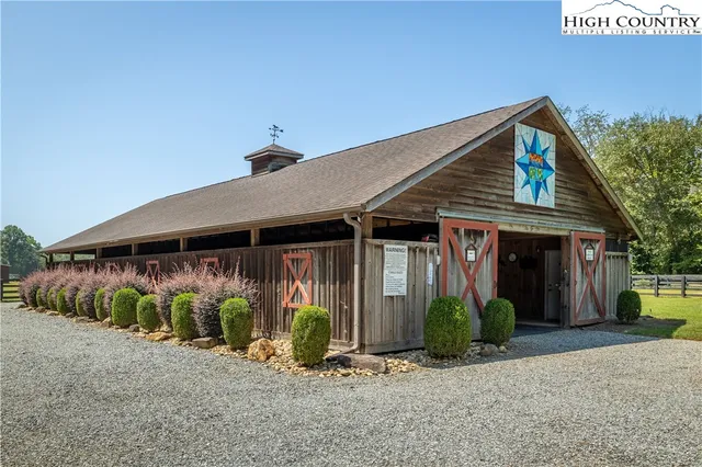 $1,295,000 | 5378 Oak Crest Lane, Lenoir, NC 28645