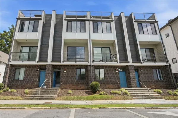 $3,150 | 211 Bass Street Southwest, Unit 10, Atlanta, GA 30315