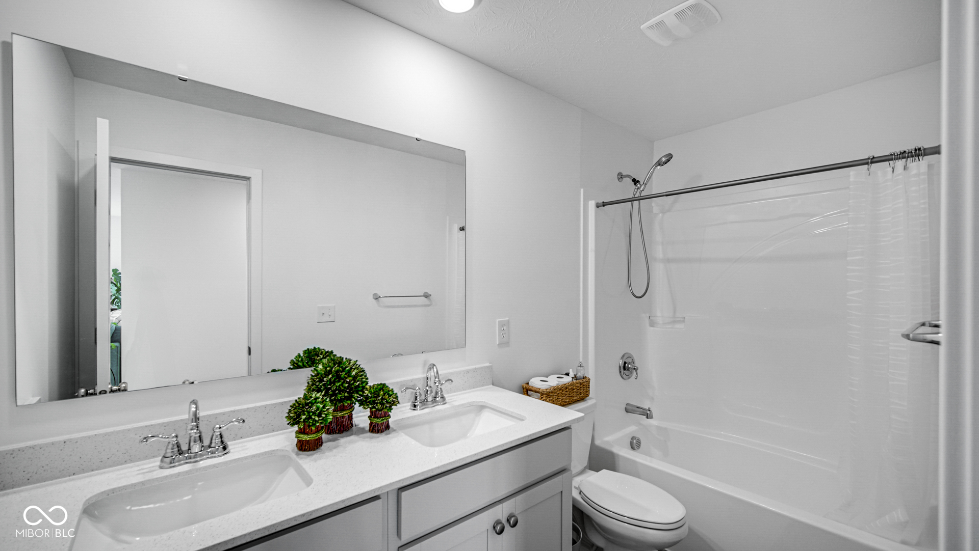 7226 Sayers Road Indianapolis, IN 46259 - Photo 21 of 30 Gallery Image 21