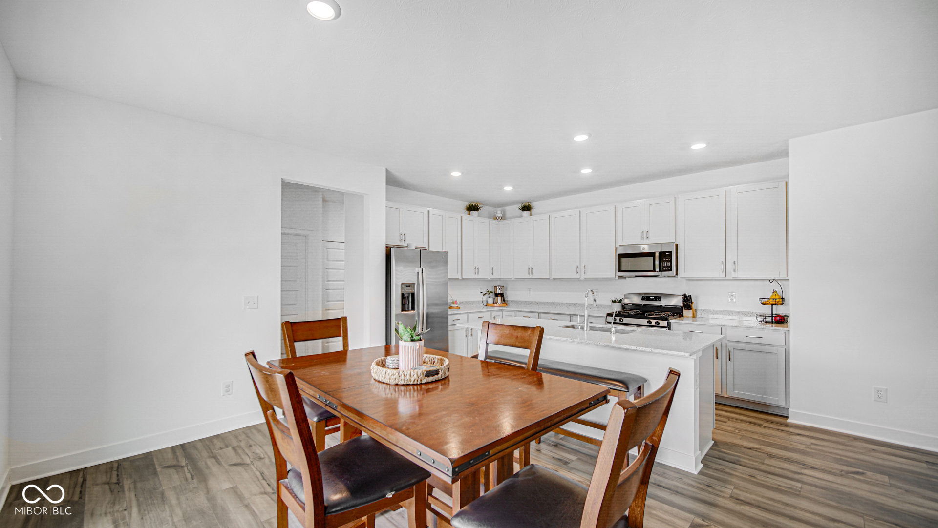 7226 Sayers Road Indianapolis, IN 46259 - Photo 9 of 30 Gallery Image 9