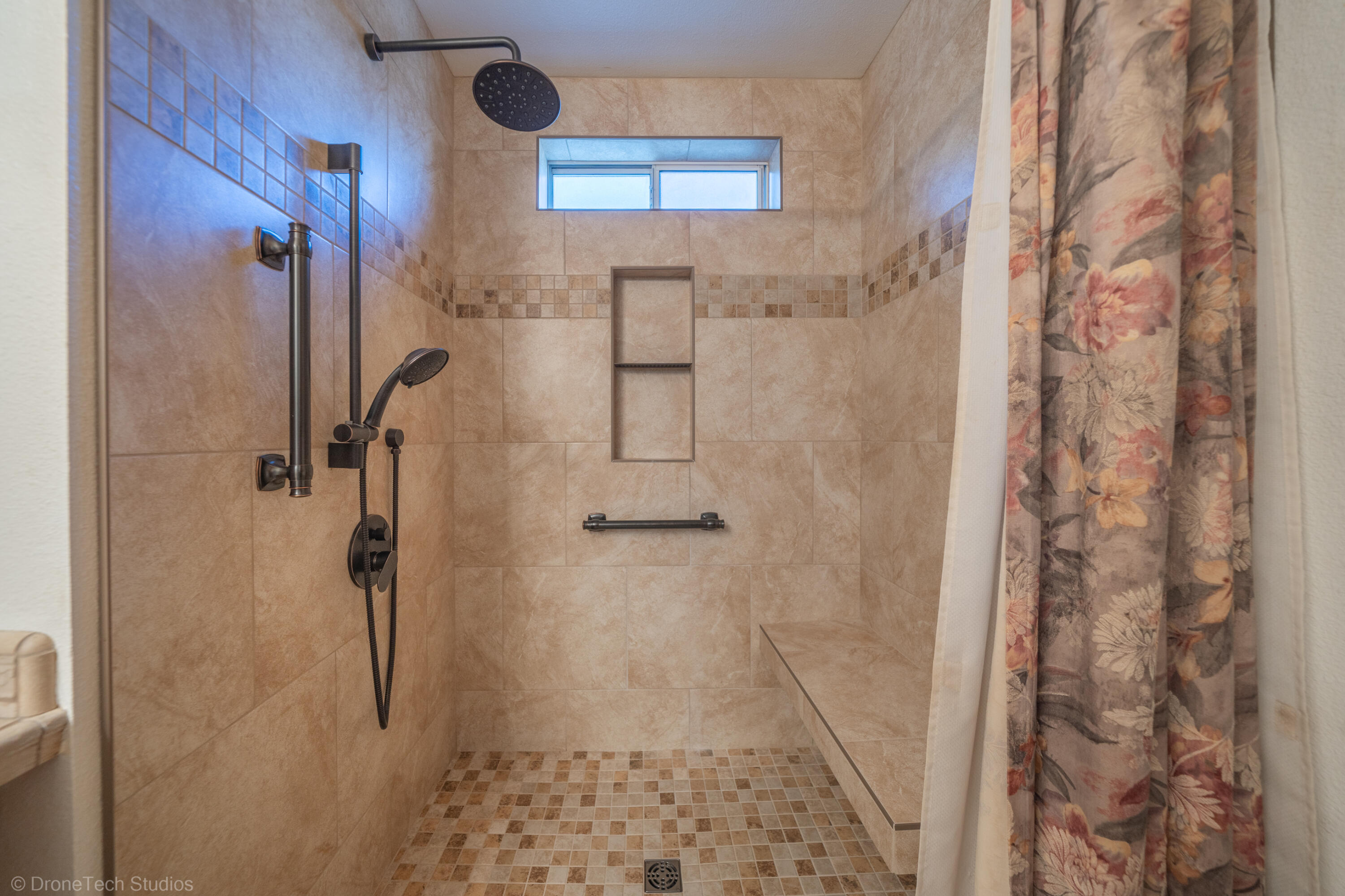 2227 Wicklow Street Redding, CA 96001 - Photo 27 of 90 2227 Wicklow St-27