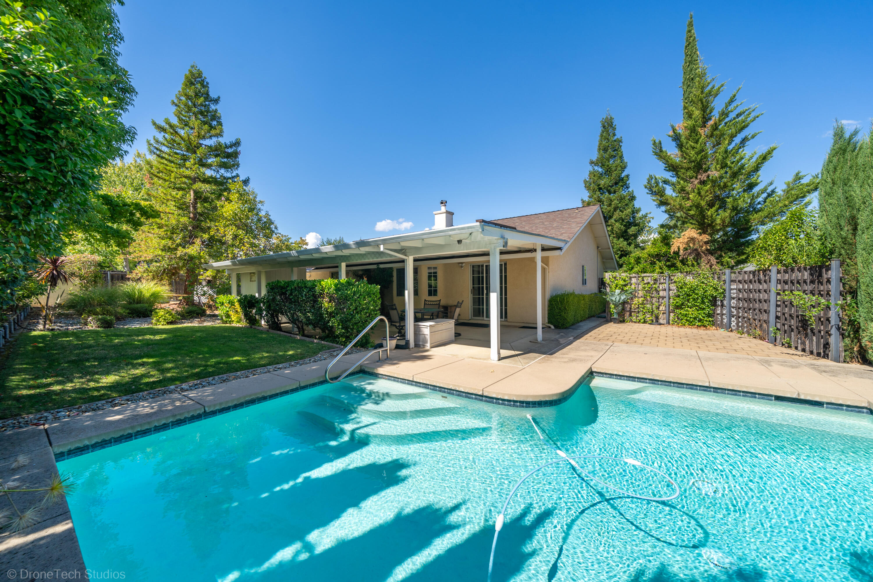 2227 Wicklow Street Redding, CA 96001 - Photo 44 of 90 2227 Wicklow St-44