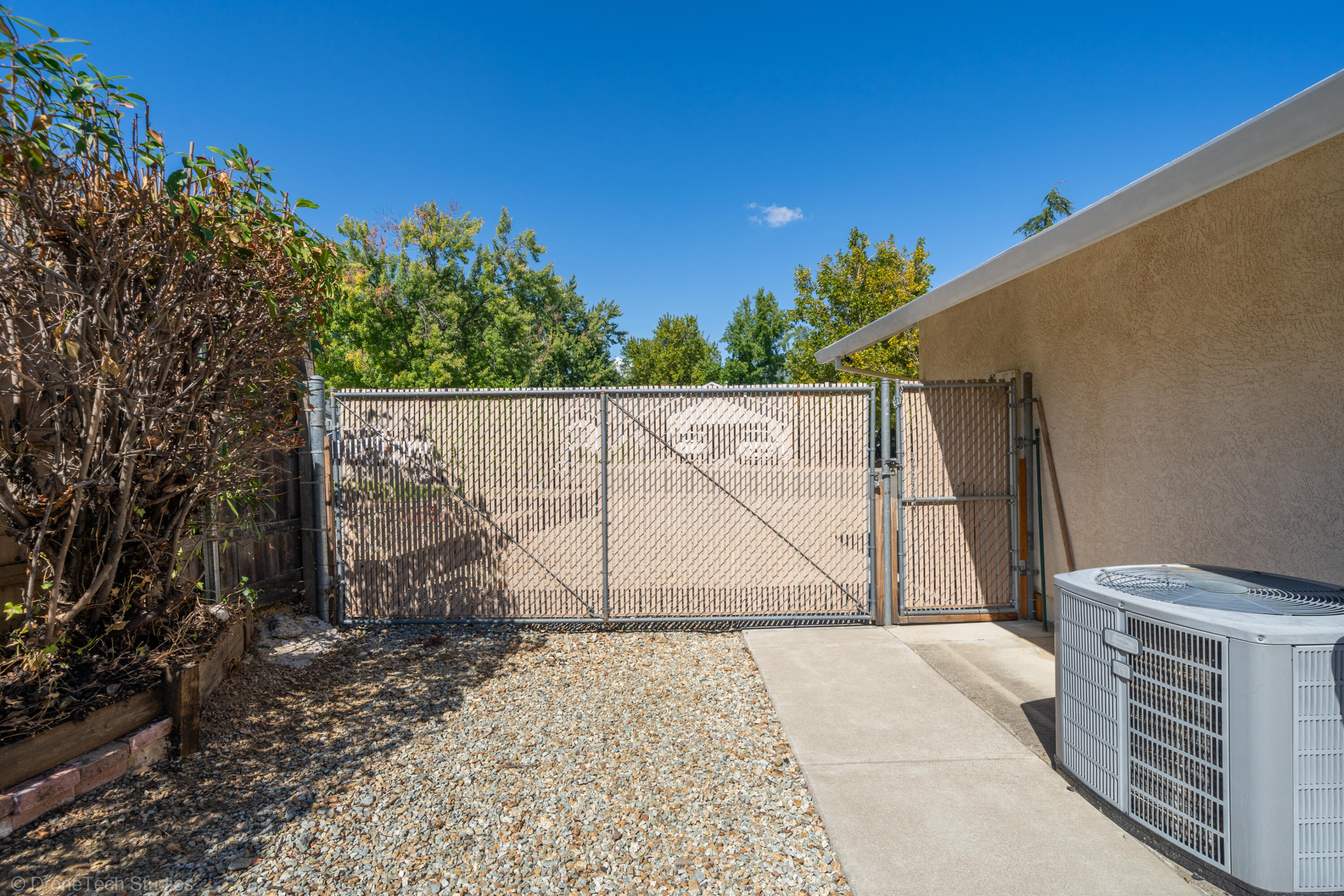 2227 Wicklow Street Redding, CA 96001 - Photo 69 of 90 a view of a backyard