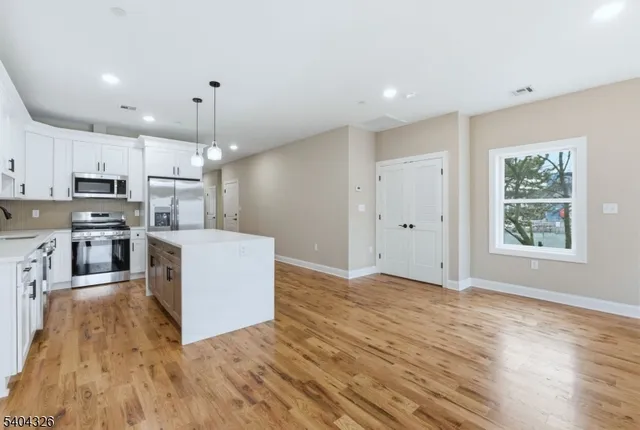 $1,492,000 | 109 North 7th Street, Newark, NJ 07107