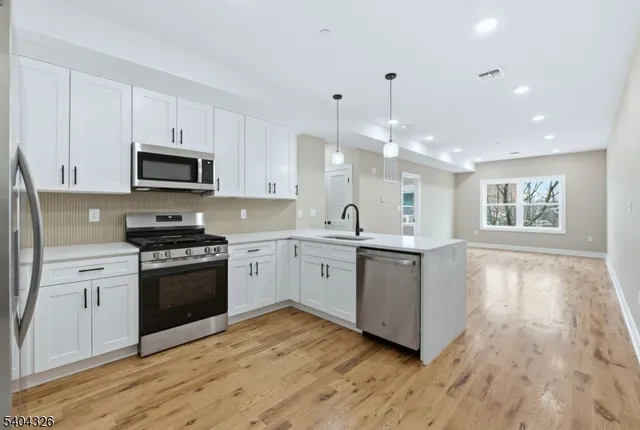 $1,492,000 | 109 North 7th Street, Newark, NJ 07107