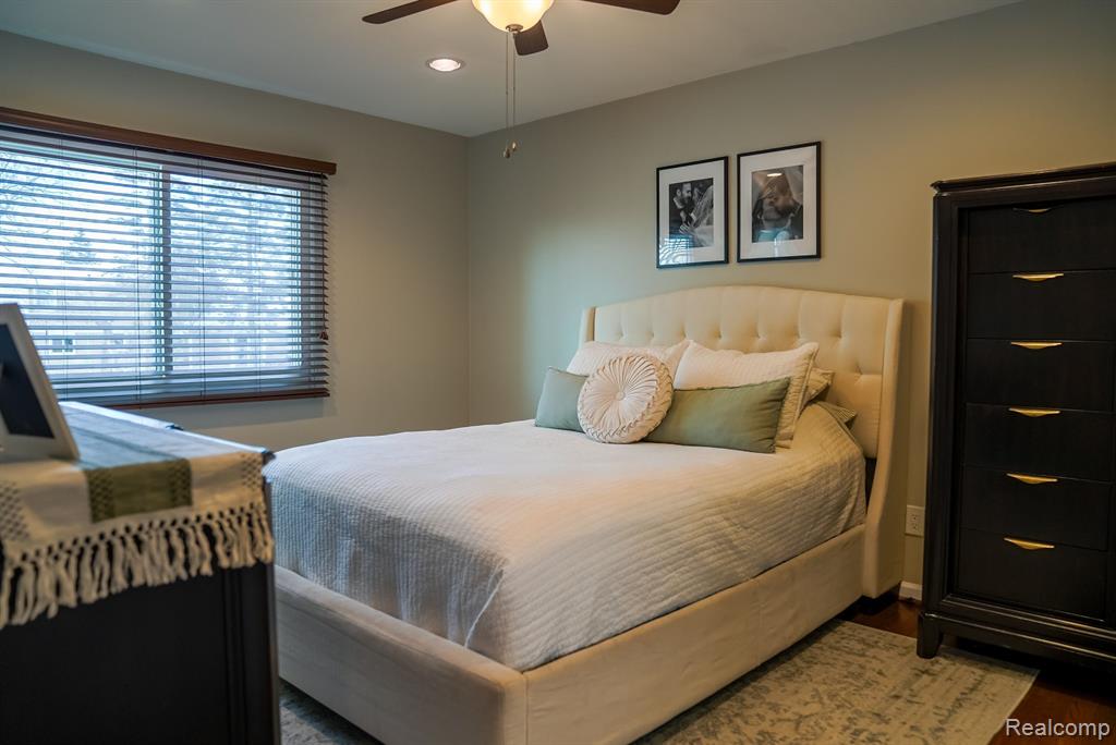 708 Dressler Lane Rochester Hills, MI 48307 - Photo 12 of 24