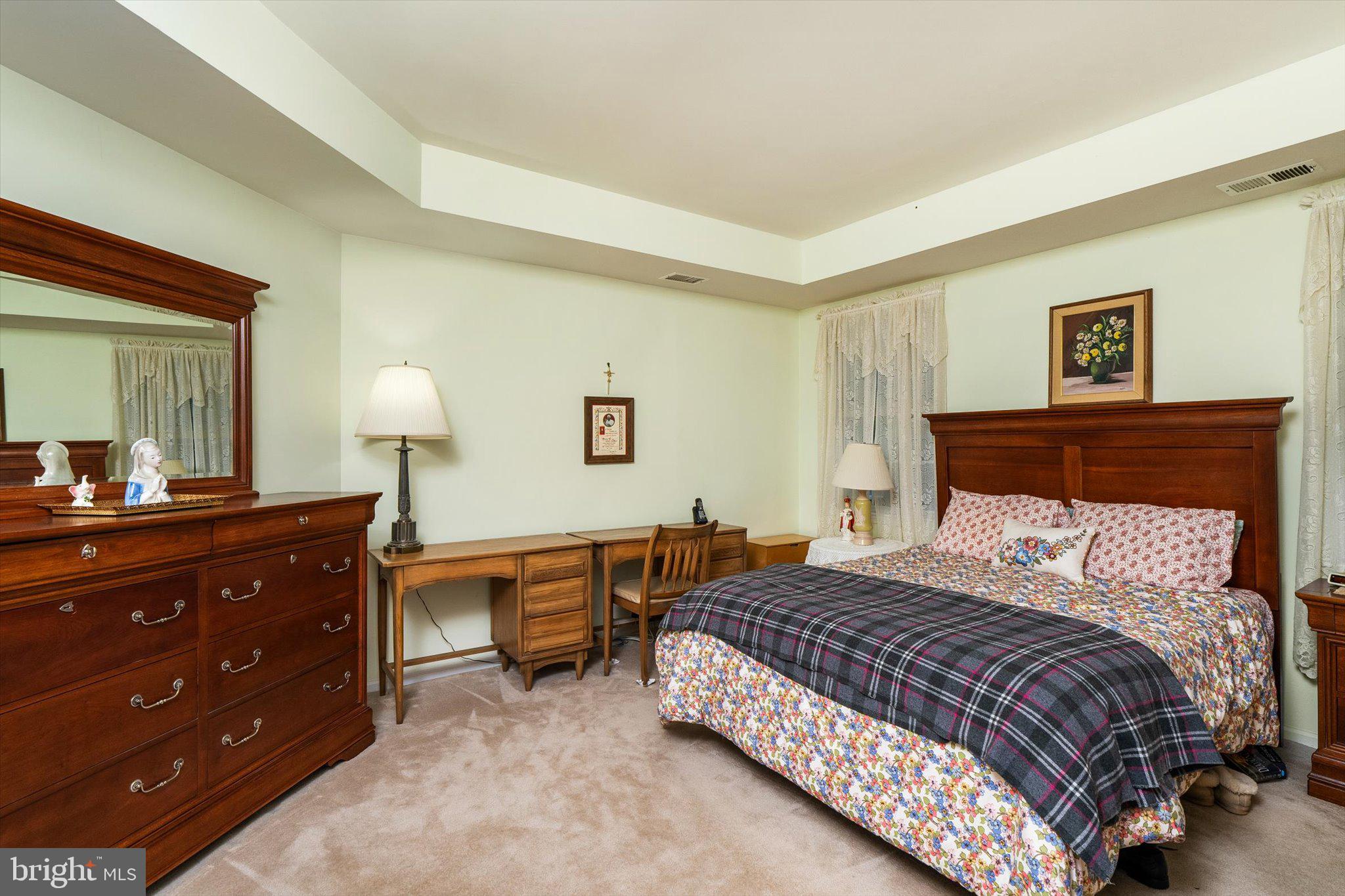 10 Hummingbird Drive Hamilton, NJ 08690 - Photo 15 of 27