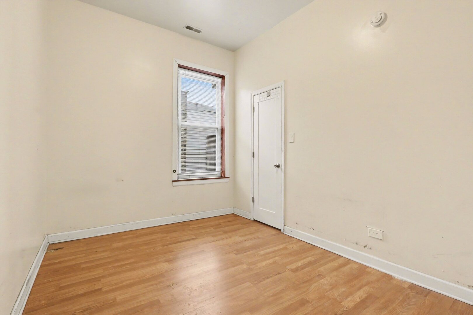 5718 South Green Street Chicago, IL 60621 - Photo 12 of 17