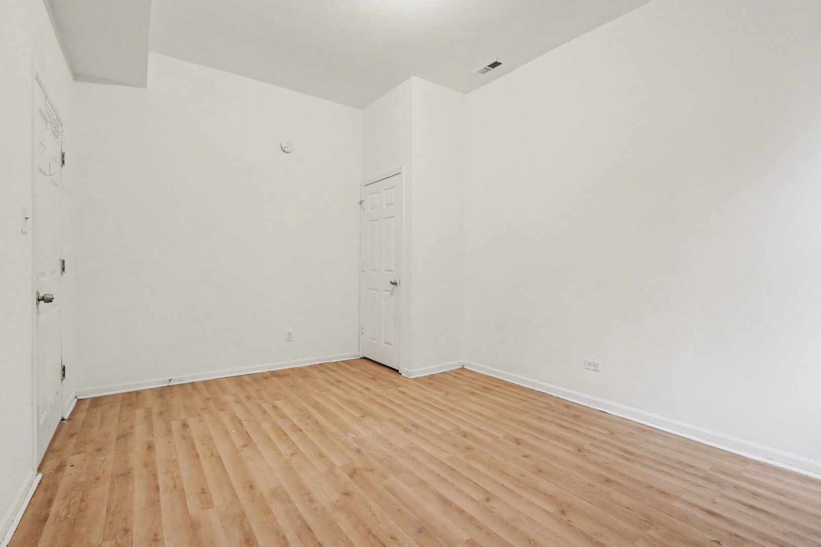 5718 South Green Street Chicago, IL 60621 - Photo 15 of 17