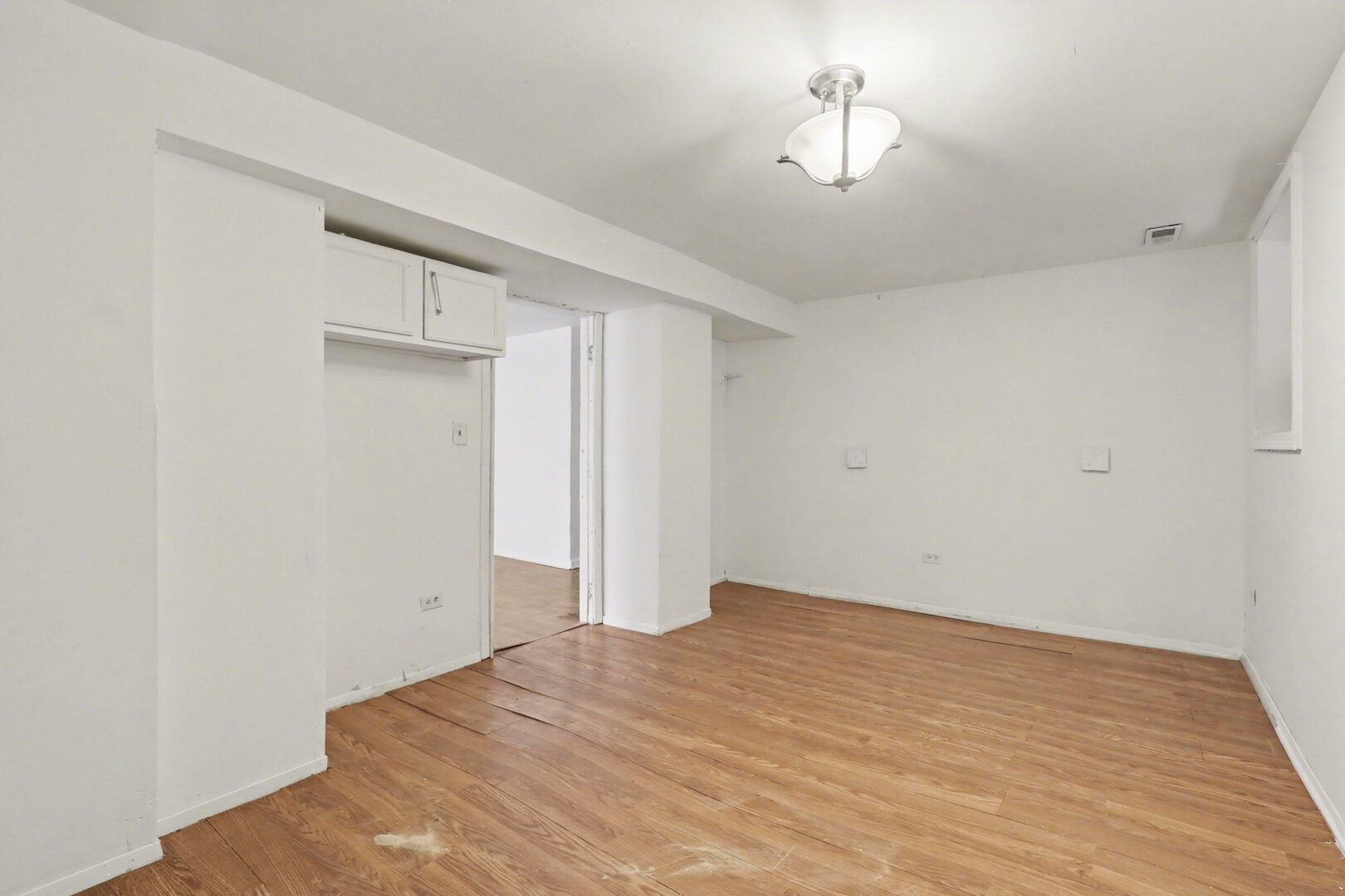 5718 South Green Street Chicago, IL 60621 - Photo 3 of 17