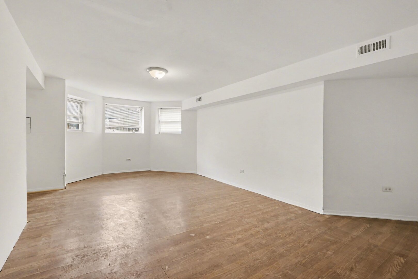 5718 South Green Street Chicago, IL 60621 - Photo 5 of 17