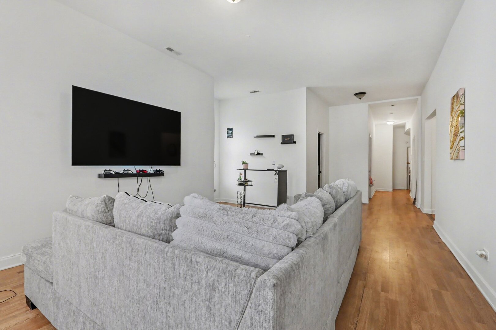 5718 South Green Street Chicago, IL 60621 - Photo 7 of 17