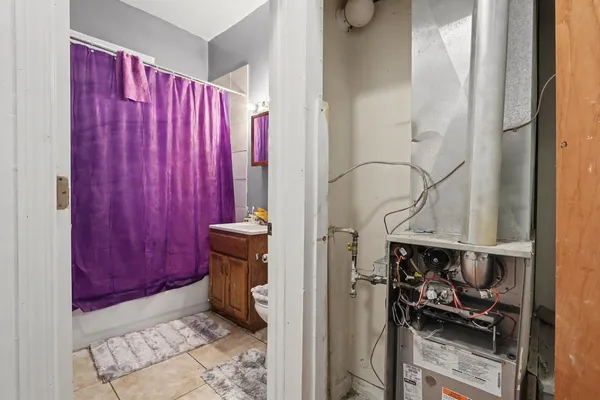 $485,000 | 5718 South Green Street, Chicago, IL 60621