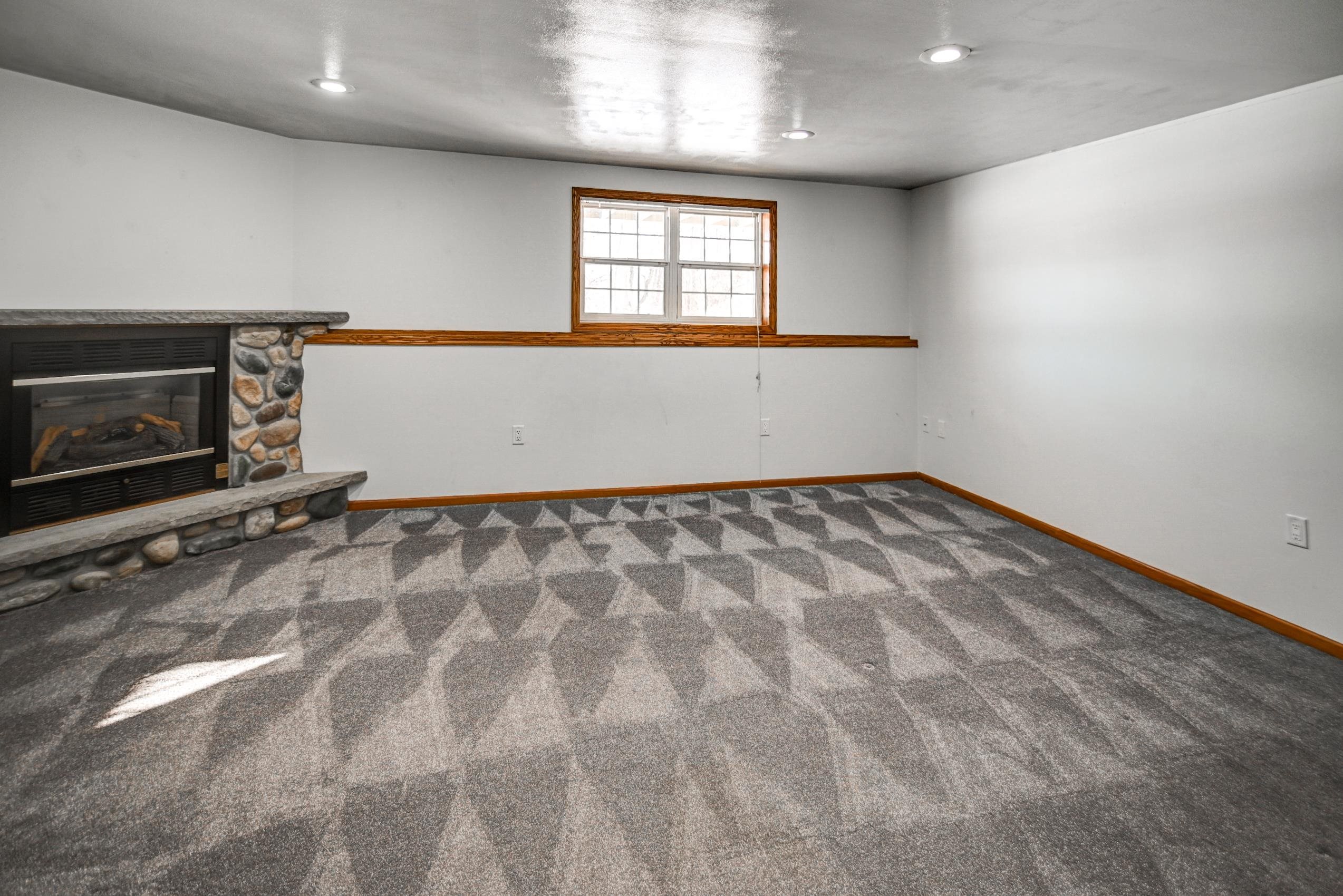 6159 Dell Drive, Unit 1 Madison, WI 53718 - Photo 30 of 43