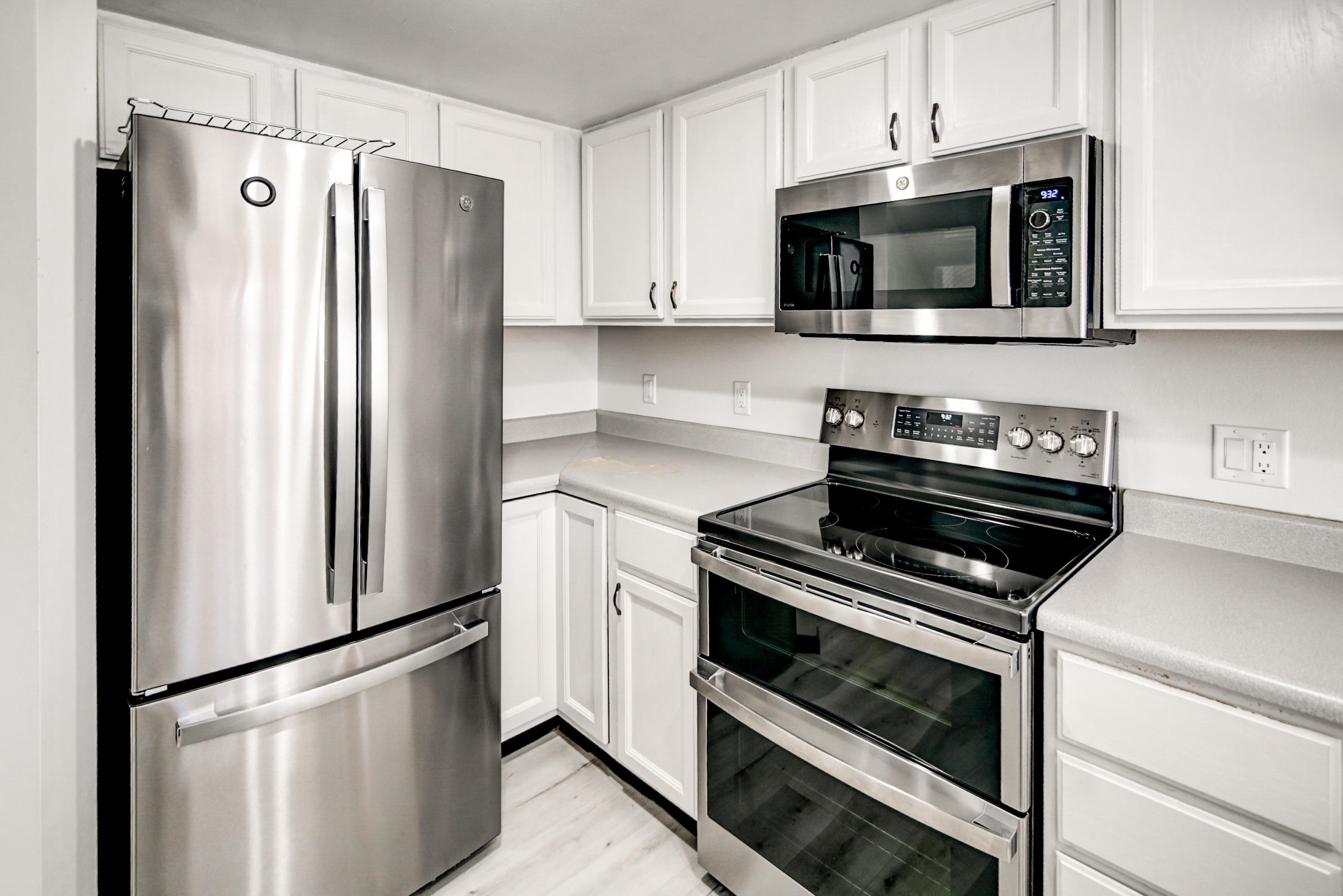 6159 Dell Drive, Unit 1 Madison, WI 53718 - Photo 3 of 43