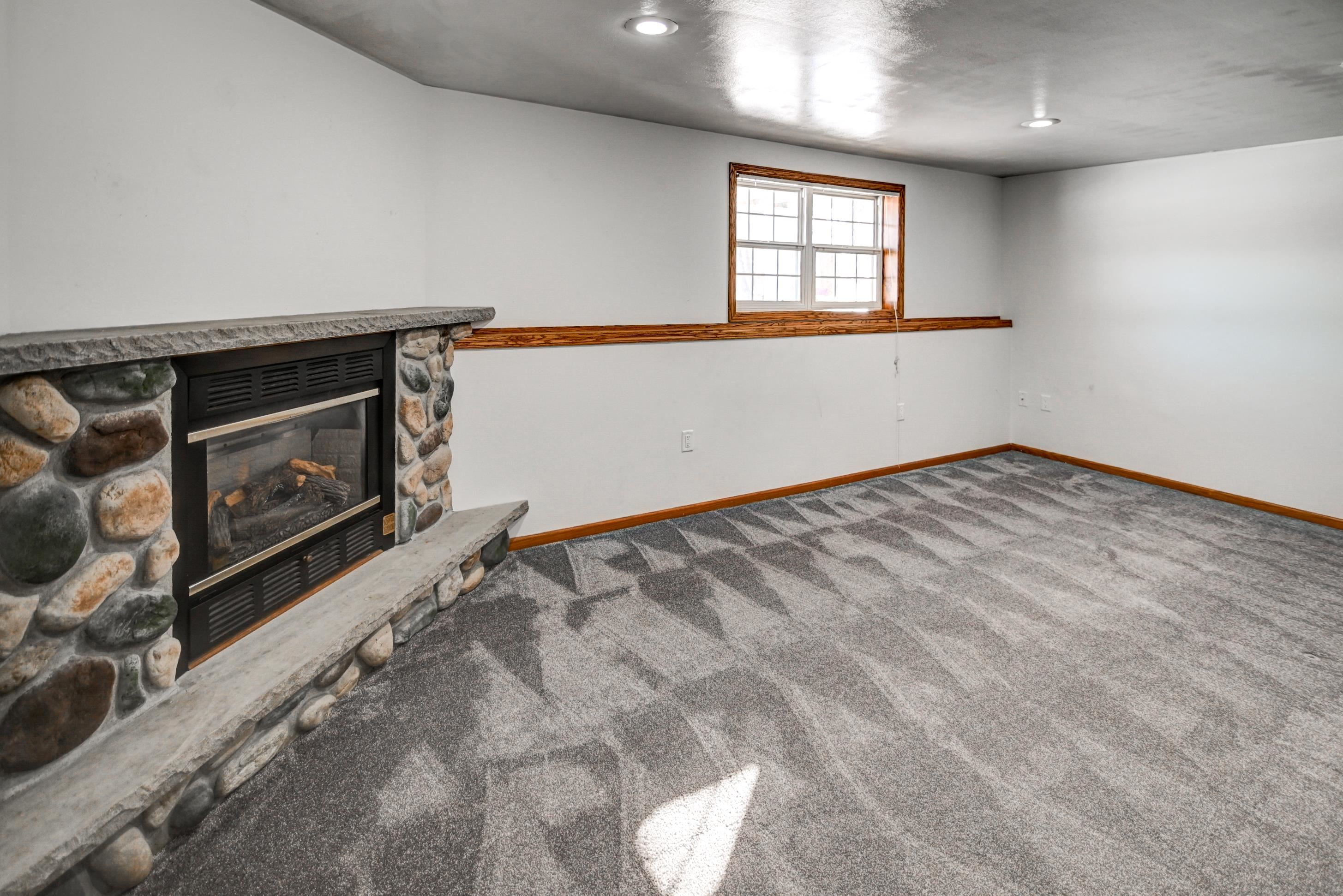 6159 Dell Drive, Unit 1 Madison, WI 53718 - Photo 32 of 43