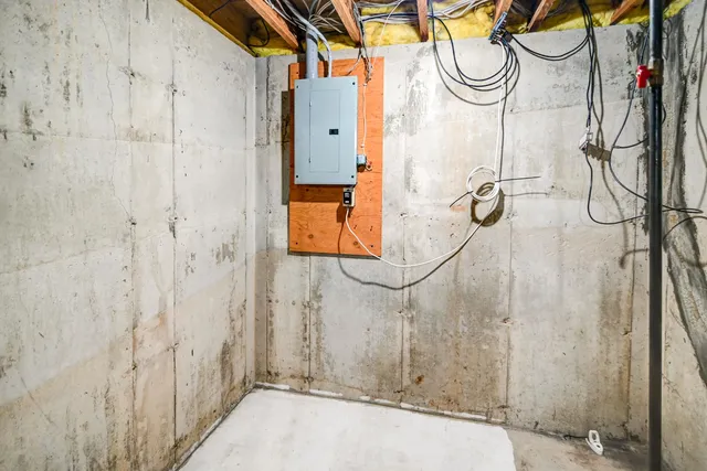 $315,000 | 6159 Dell Drive, Unit 1, Madison, WI 53718