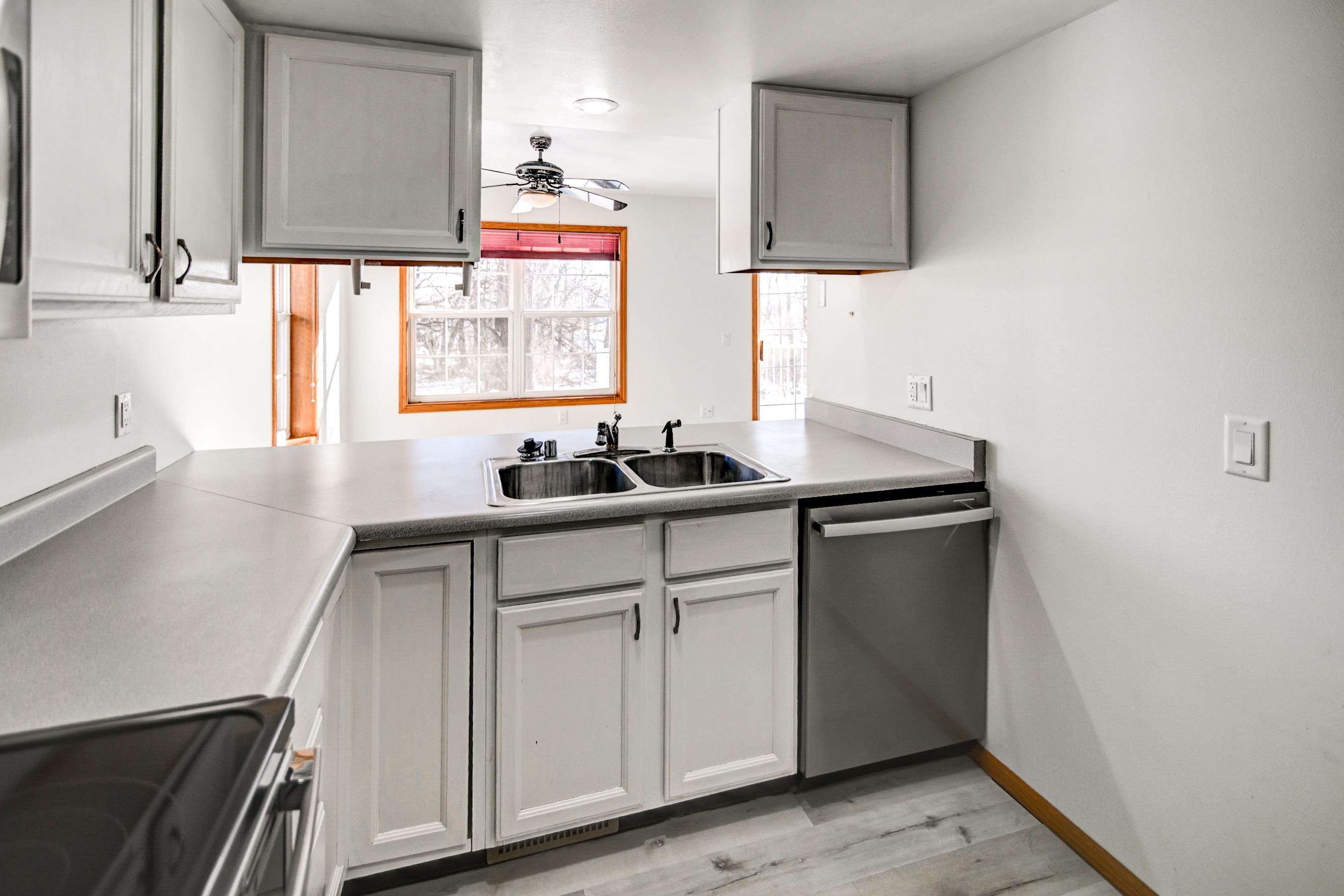 6159 Dell Drive, Unit 1 Madison, WI 53718 - Photo 5 of 43