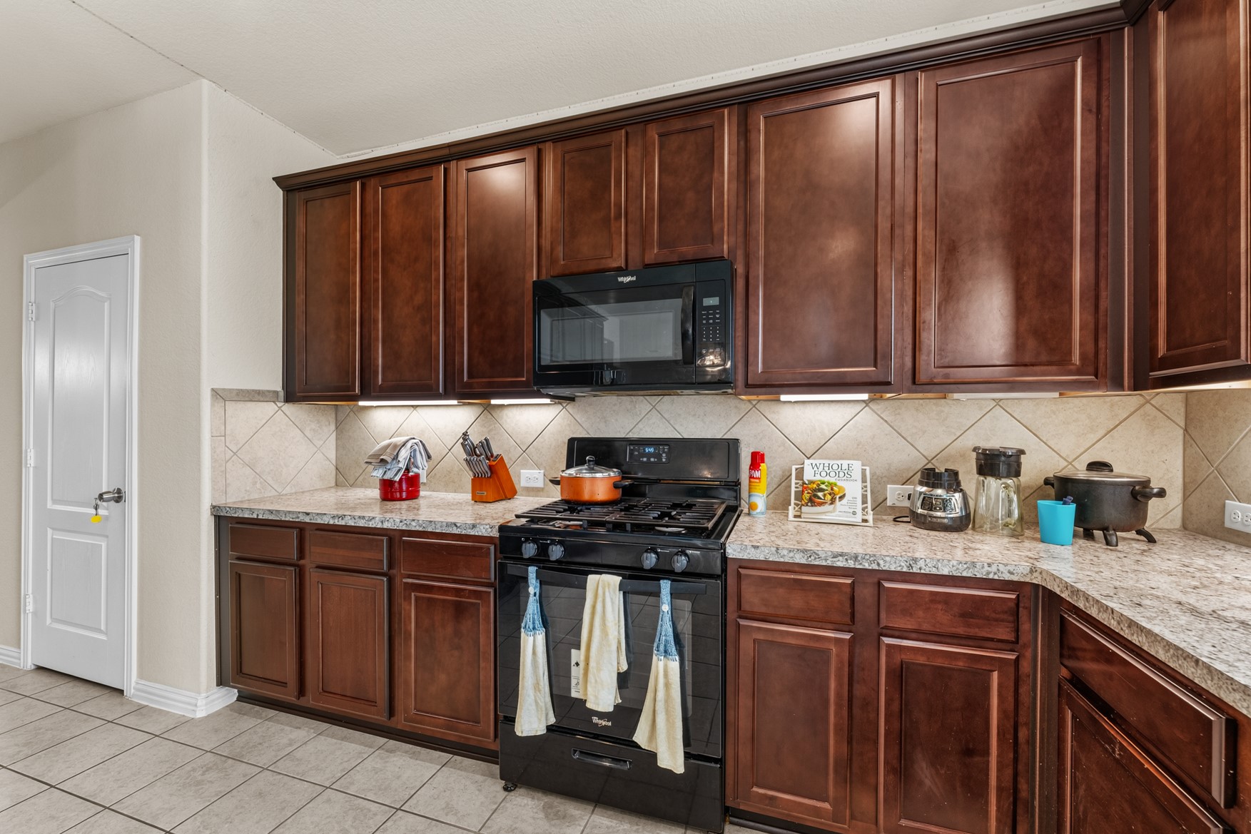 1443 Green Highland Dr Spring Spring, TX 77373 - Photo 9 of 26 Kitchen