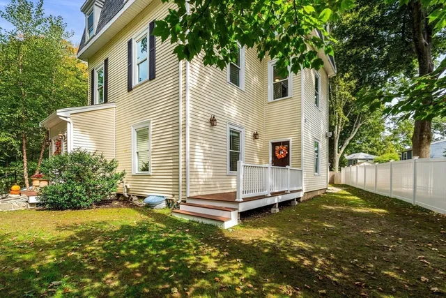 $1,898,000 | 28 Mercer Road, Needham, MA 02494