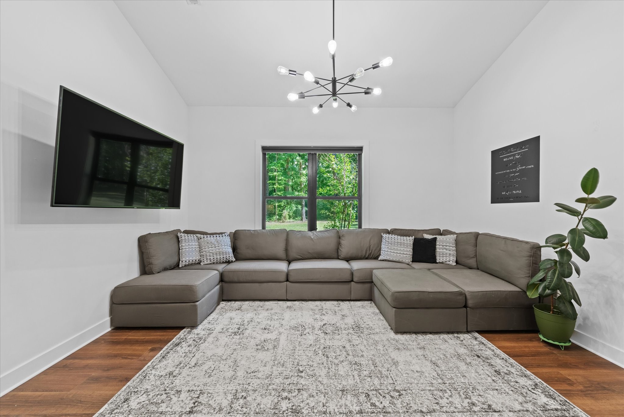 4945 East Evans Road Clarksville, TN 37043 - Photo 27 of 50 Gallery Image 27